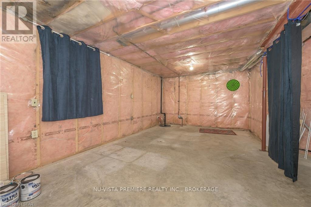 602 SPRUCEWOOD DRIVE - 31