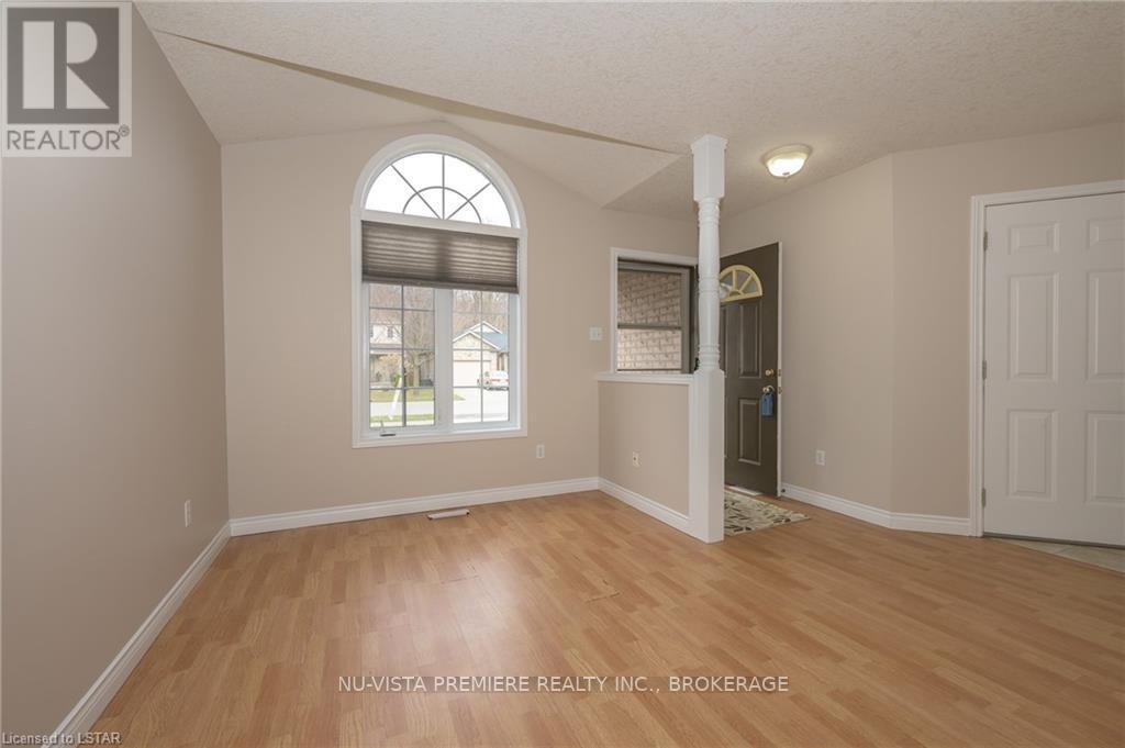 602 SPRUCEWOOD DRIVE - Image 4