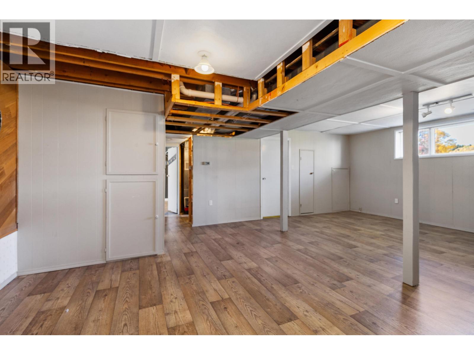 149 LOFTING PLACE - 24