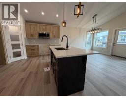 25 Thatcher Avenue, Red Deer, AB T4P0Y6 Photo 10
