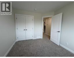 25 Thatcher Avenue, Red Deer, AB T4P0Y6 Photo 22