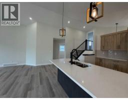 25 Thatcher Avenue, Red Deer, AB T4P0Y6 Photo 18
