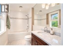 2638 Queens Avenue, West Vancouver, BC V7V2Z1 Photo 31
