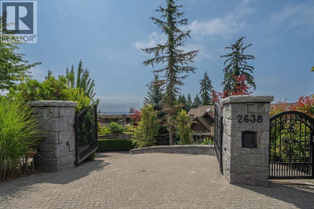 2638 QUEENS AVENUE, West Vancouver