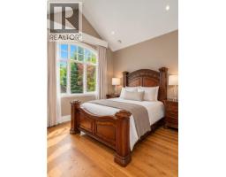 2638 Queens Avenue, West Vancouver, BC V7V2Z1 Photo 30