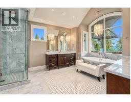 2638 Queens Avenue, West Vancouver, BC V7V2Z1 Photo 27