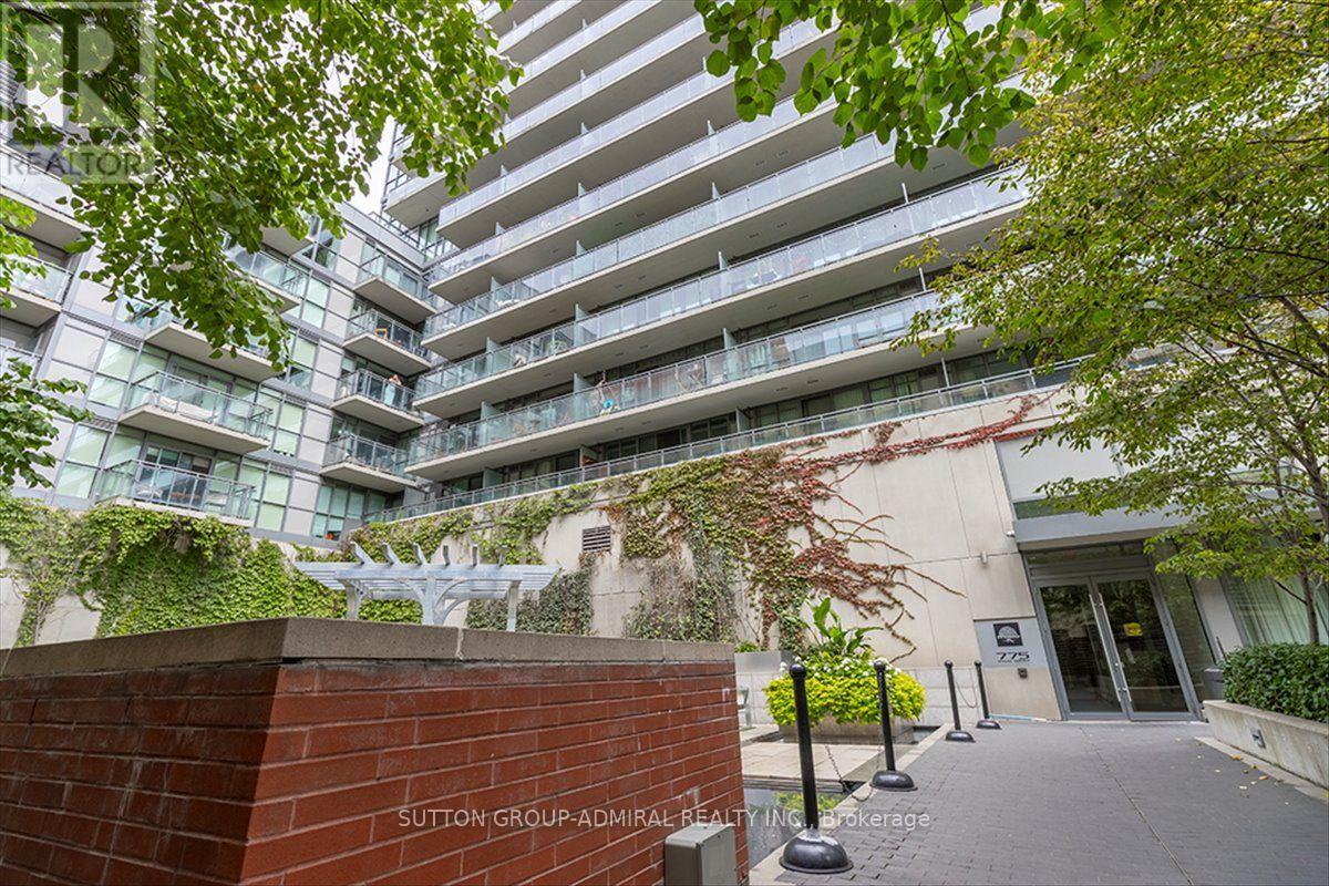 #221 775 KING STREET W - 2