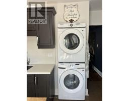 Upper - 18 Pape Avenue, Toronto, ON M4M2V6 Photo 11