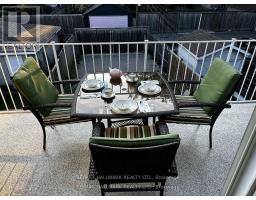 Upper - 18 Pape Avenue, Toronto, ON M4M2V6 Photo 12