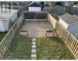 Upper - 18 Pape Avenue, Toronto, ON M4M2V6 Photo 20