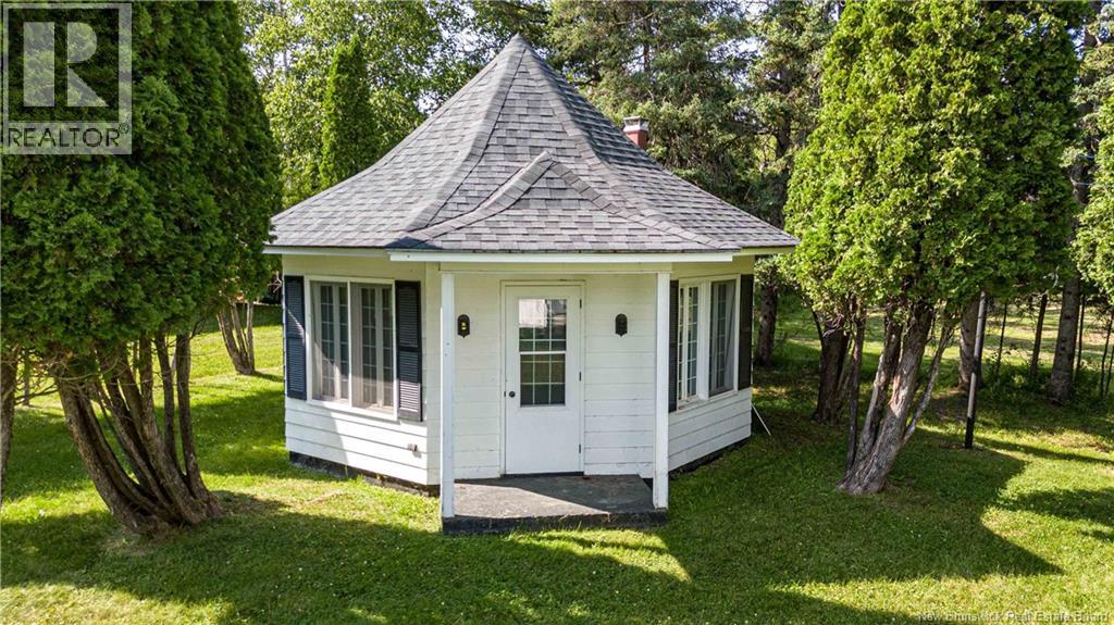 55 Hillcrest Street - Image 32