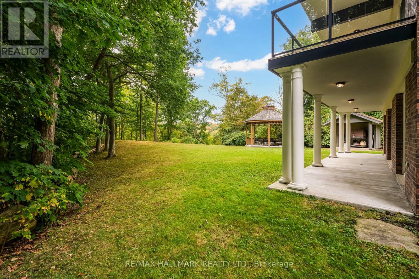 1499 ASHINGTON COURT - 35