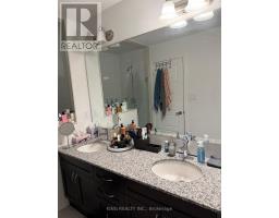 210 Keppel Circle, Brampton, ON L7A0B6 Photo 11