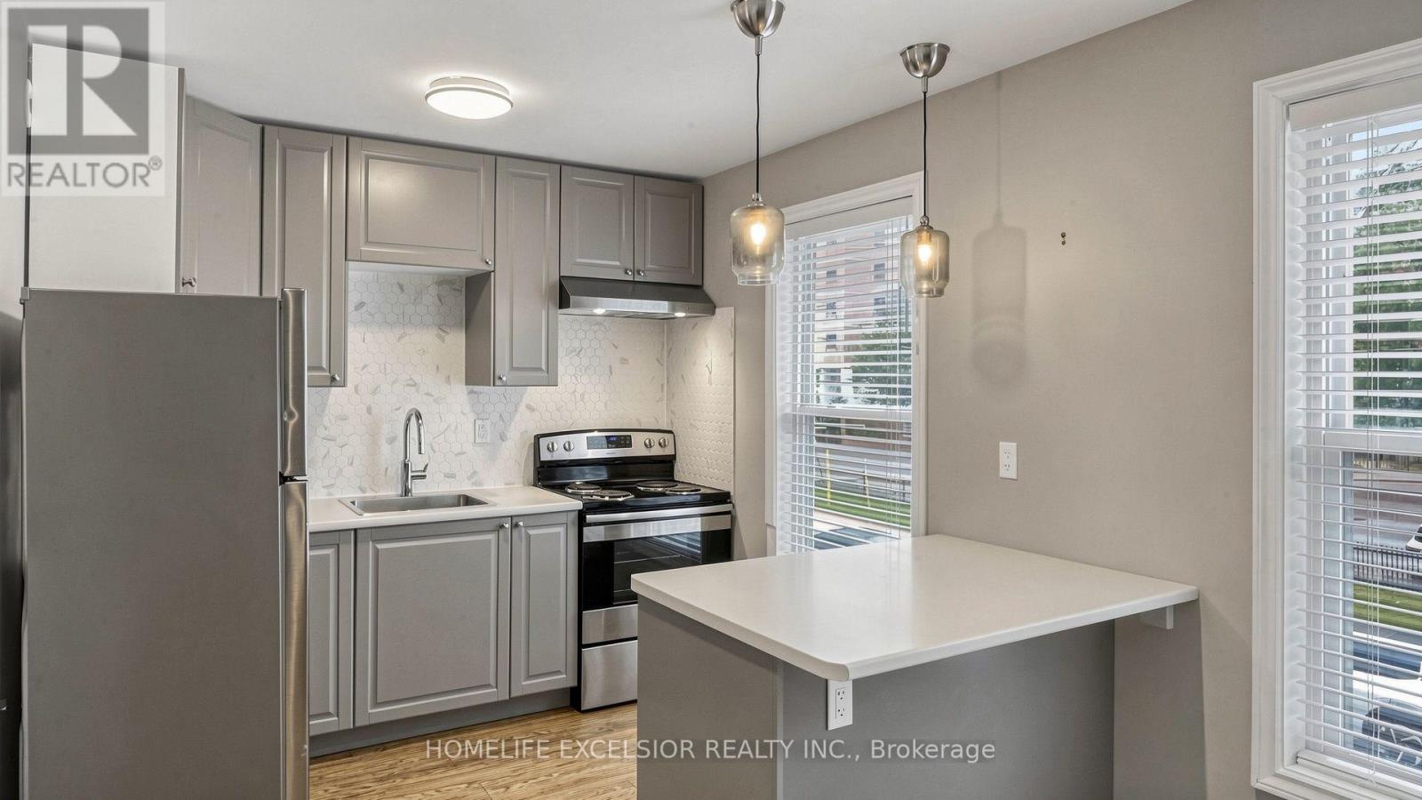 250 SHUTER STREET - 13