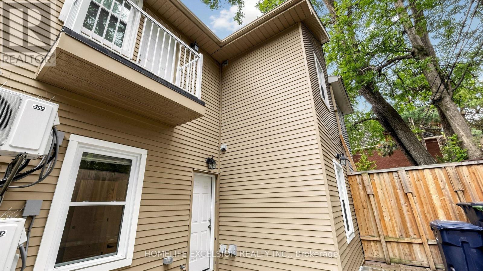250 SHUTER STREET - 45
