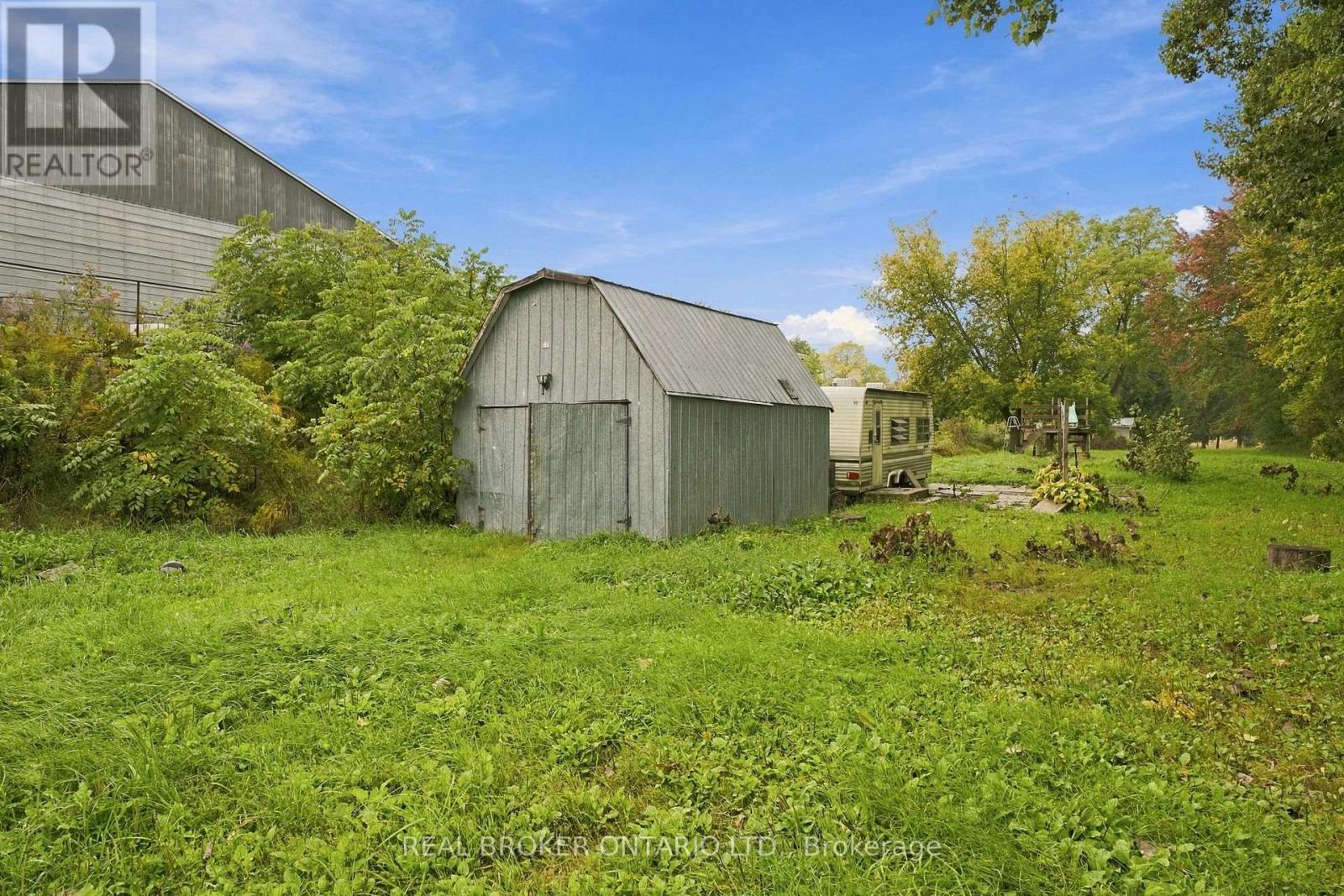 77937 LONDON ROAD - 33