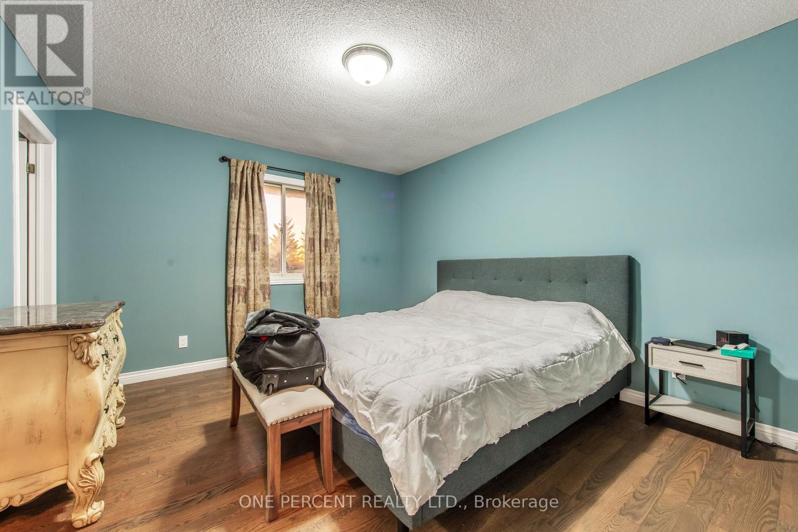 294235 8TH LINE - Image 17