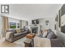 4172 San Clemente Avenue, Peachland, BC V0H1X6 Photo 10