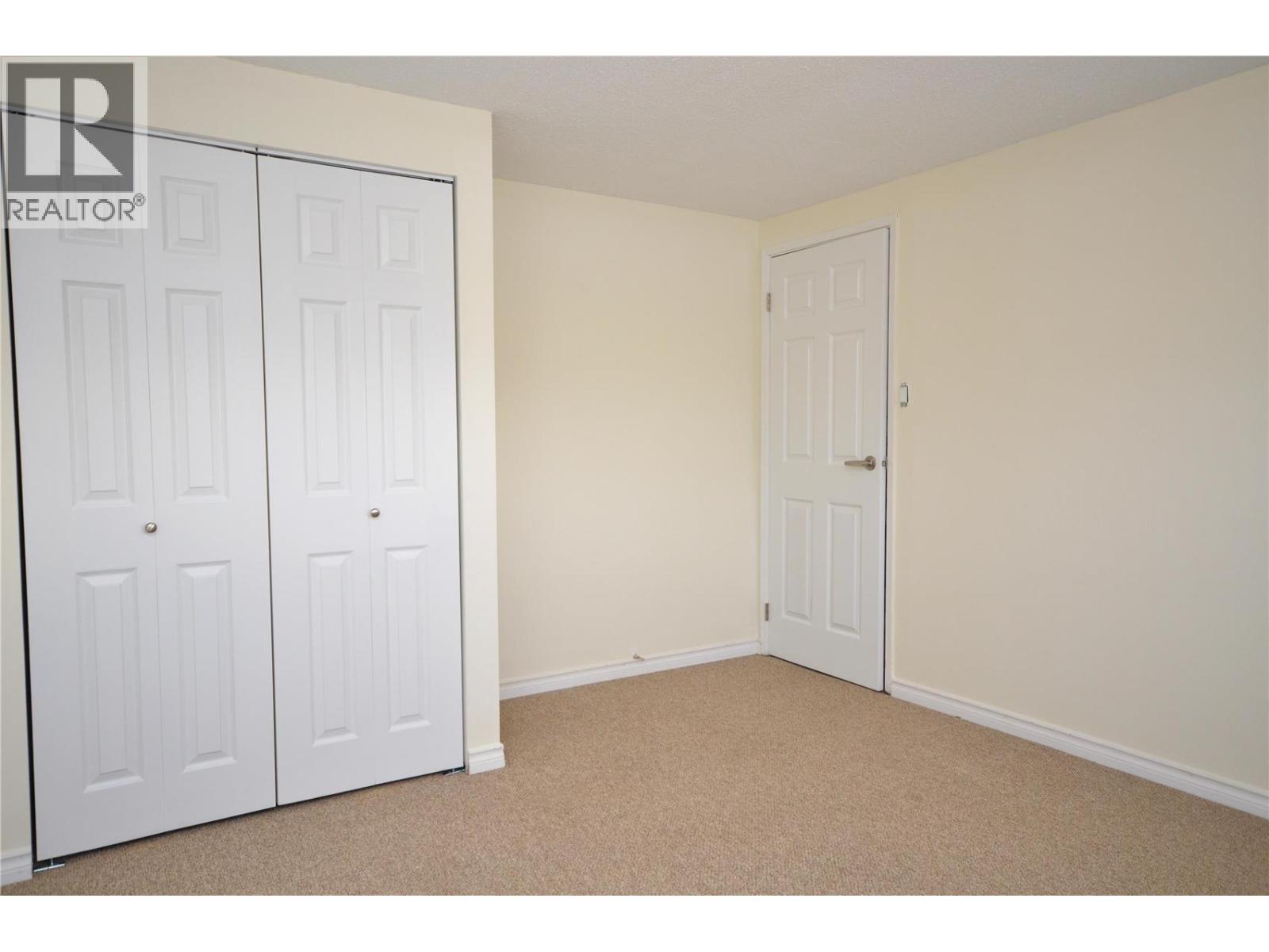 4501B 15 Avenue - Image 35