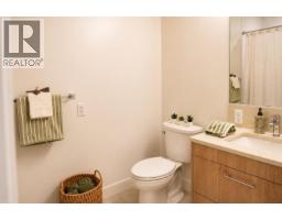 416 245 Bewicke Avenue, North Vancouver, BC V7M0H5 Photo 13