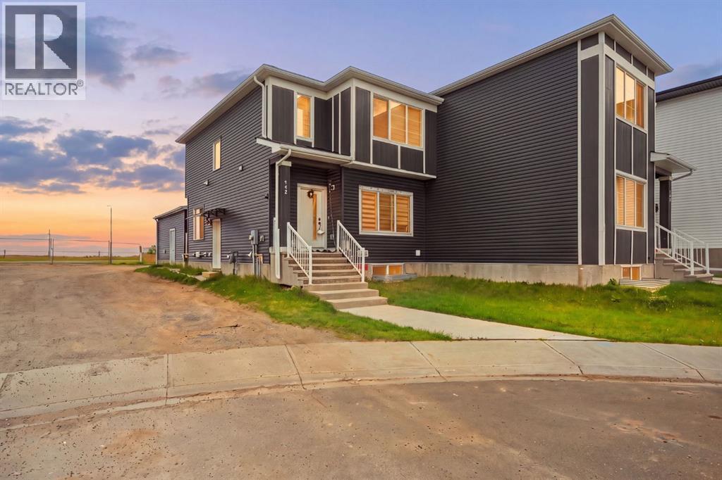 118 Saddlelake Manor NE - 2