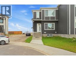 118 Saddlelake Manor NE - photo 1