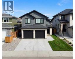 541 Riverhills Way W - photo 1