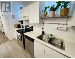 5 - 296 Runnymede Road, Toronto, ON M6S2Y6 Photo 9
