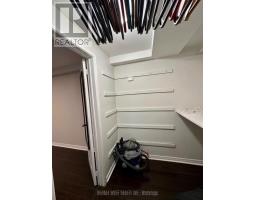 Bsmt - 13 Sorauren Avenue, Toronto, ON M6R2C6 Photo 13