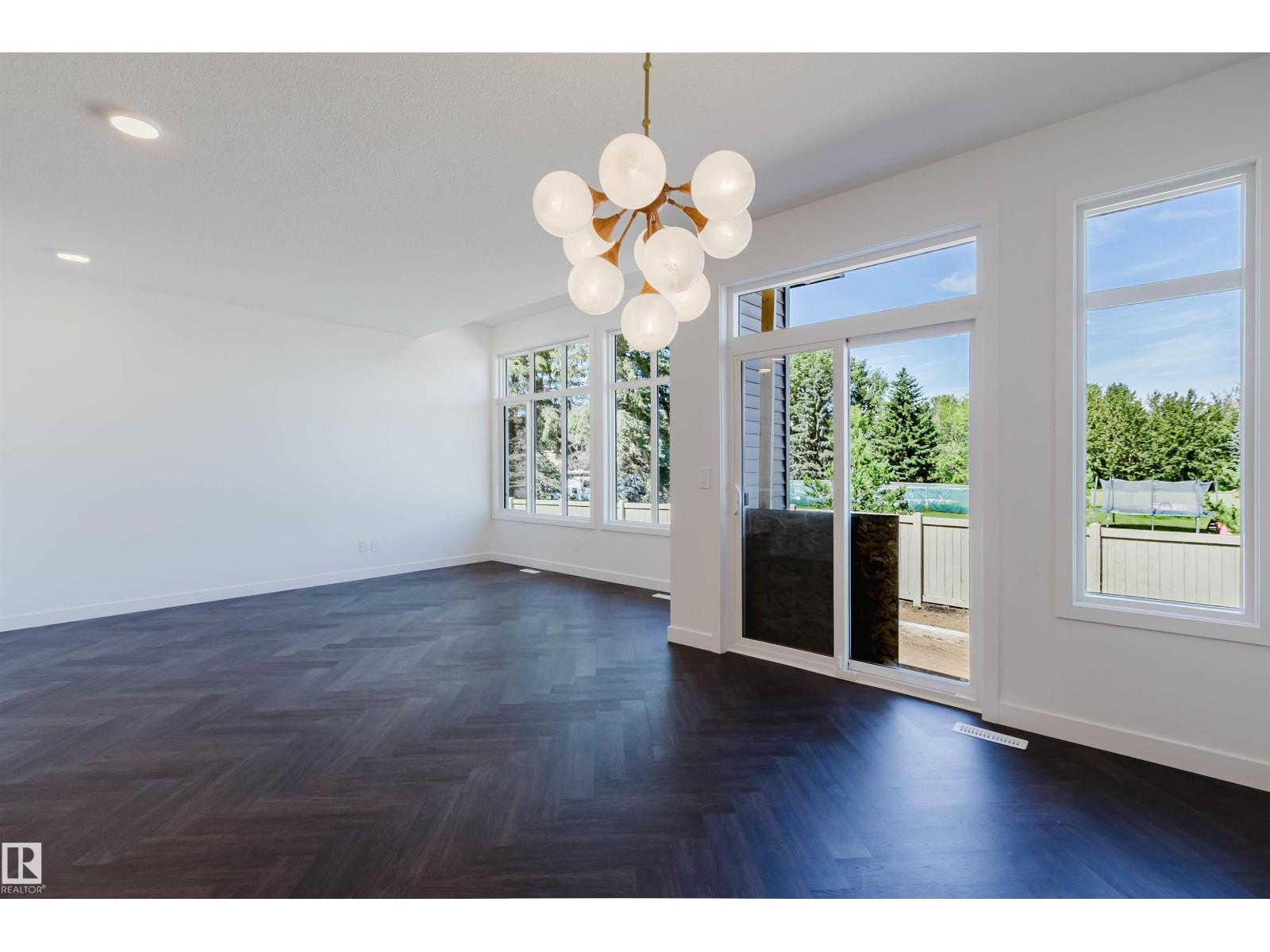 20624 43 AV NW - 12