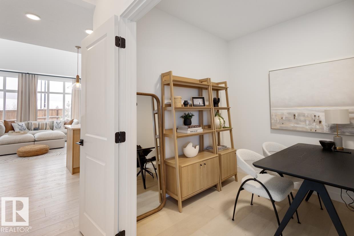 1731 Crossbill LO NW - 13