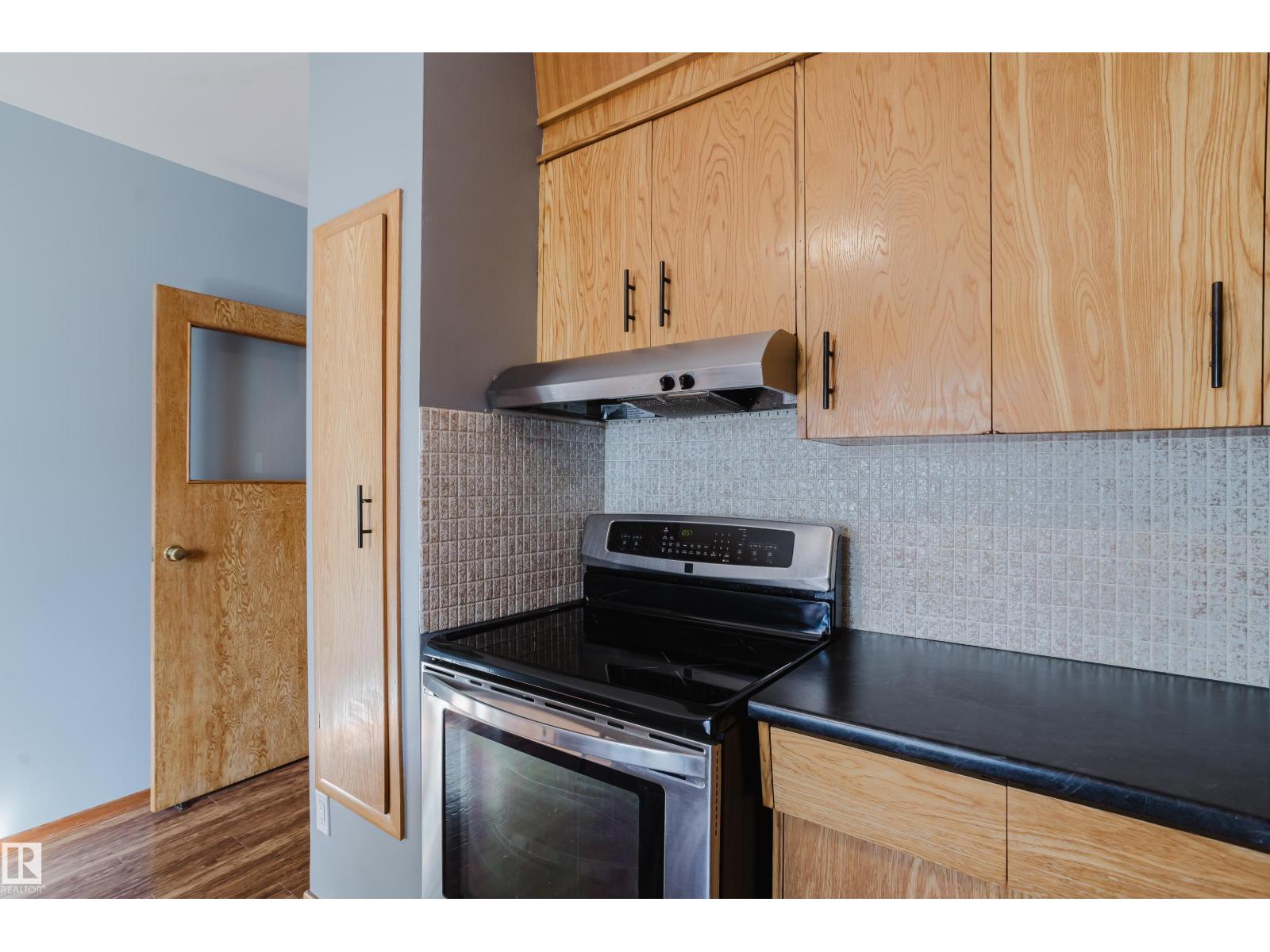 12831 126 ST NW - 14