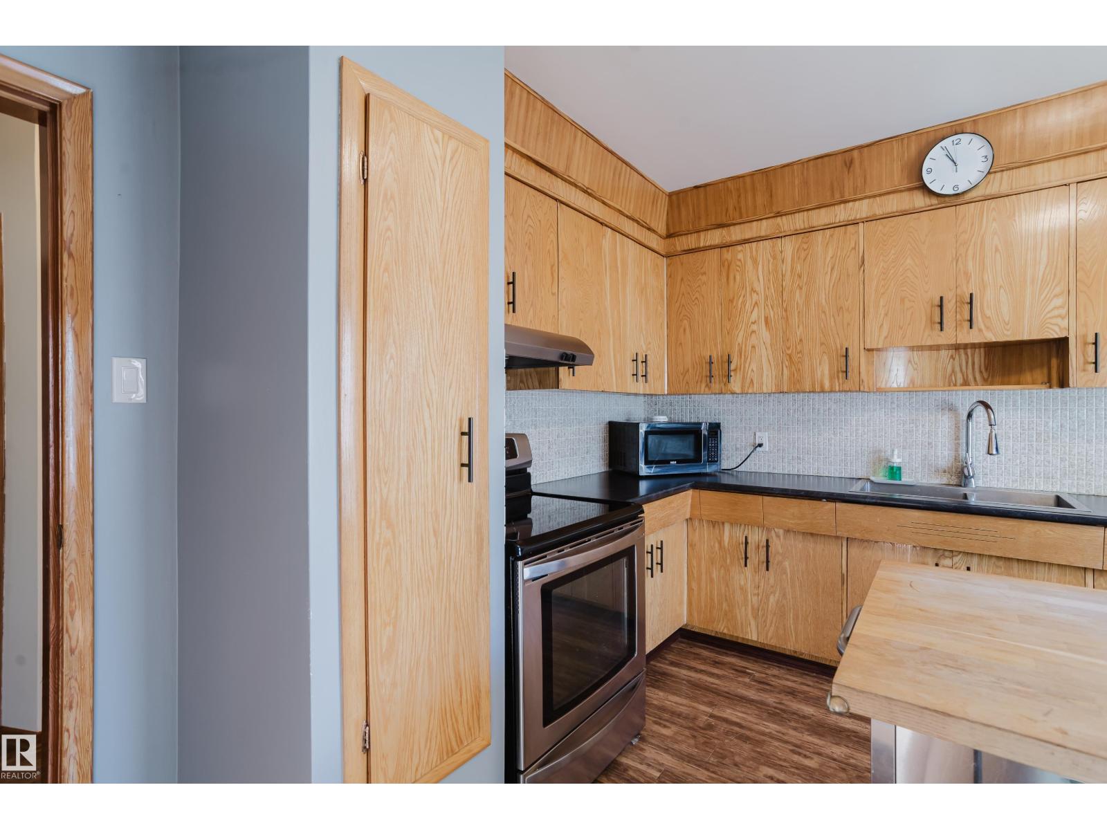 12831 126 ST NW - 15