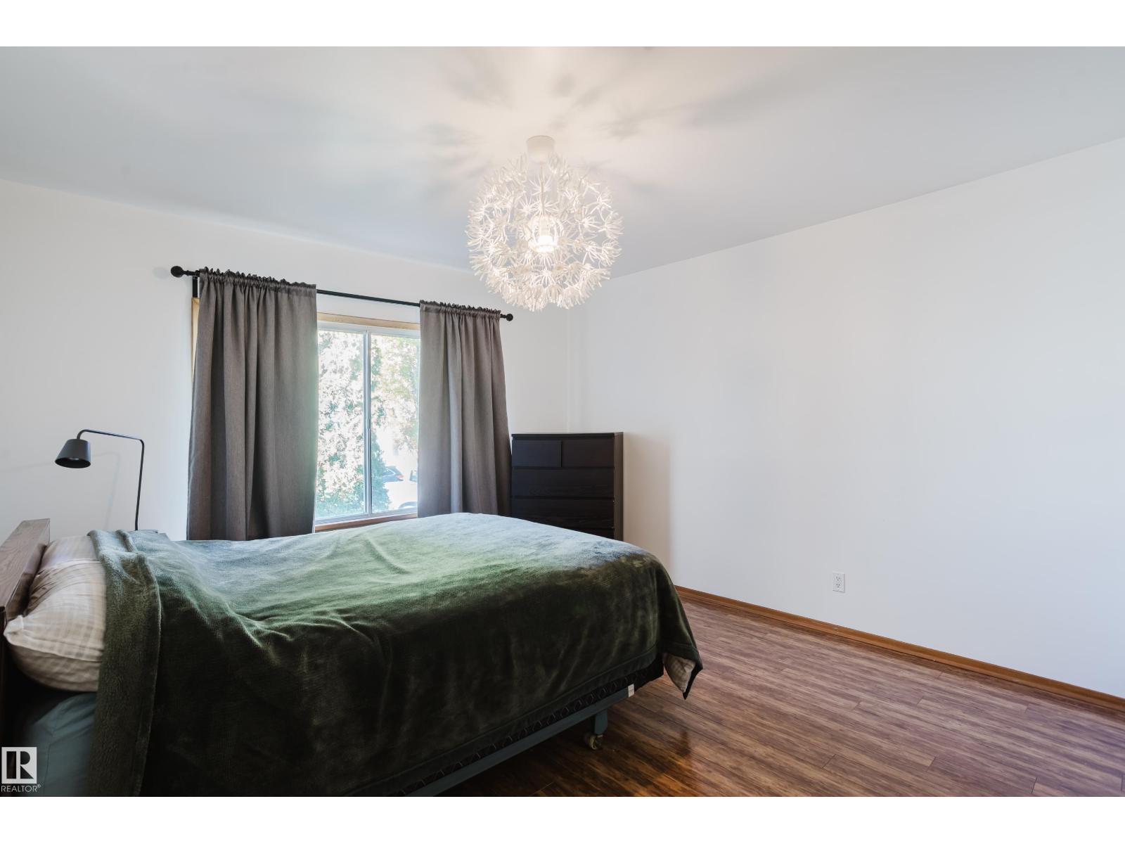 12831 126 ST NW - 17