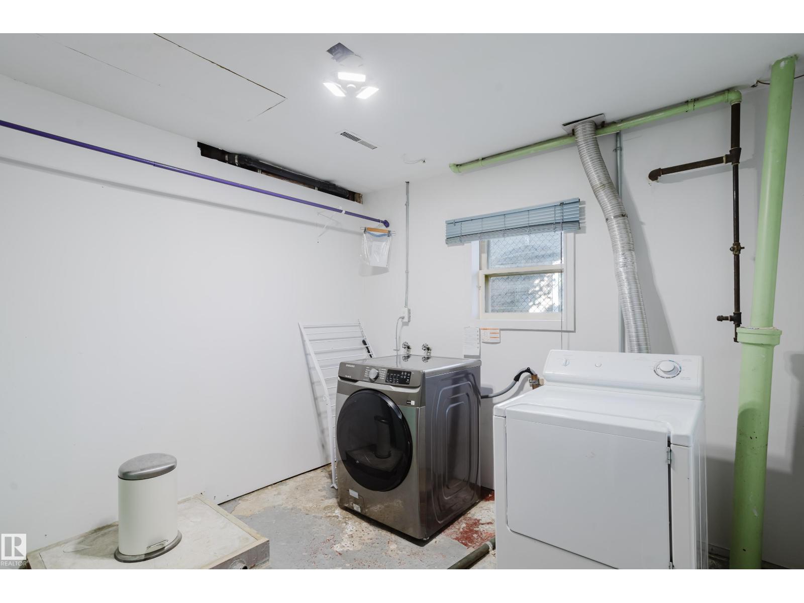 12831 126 ST NW - 23