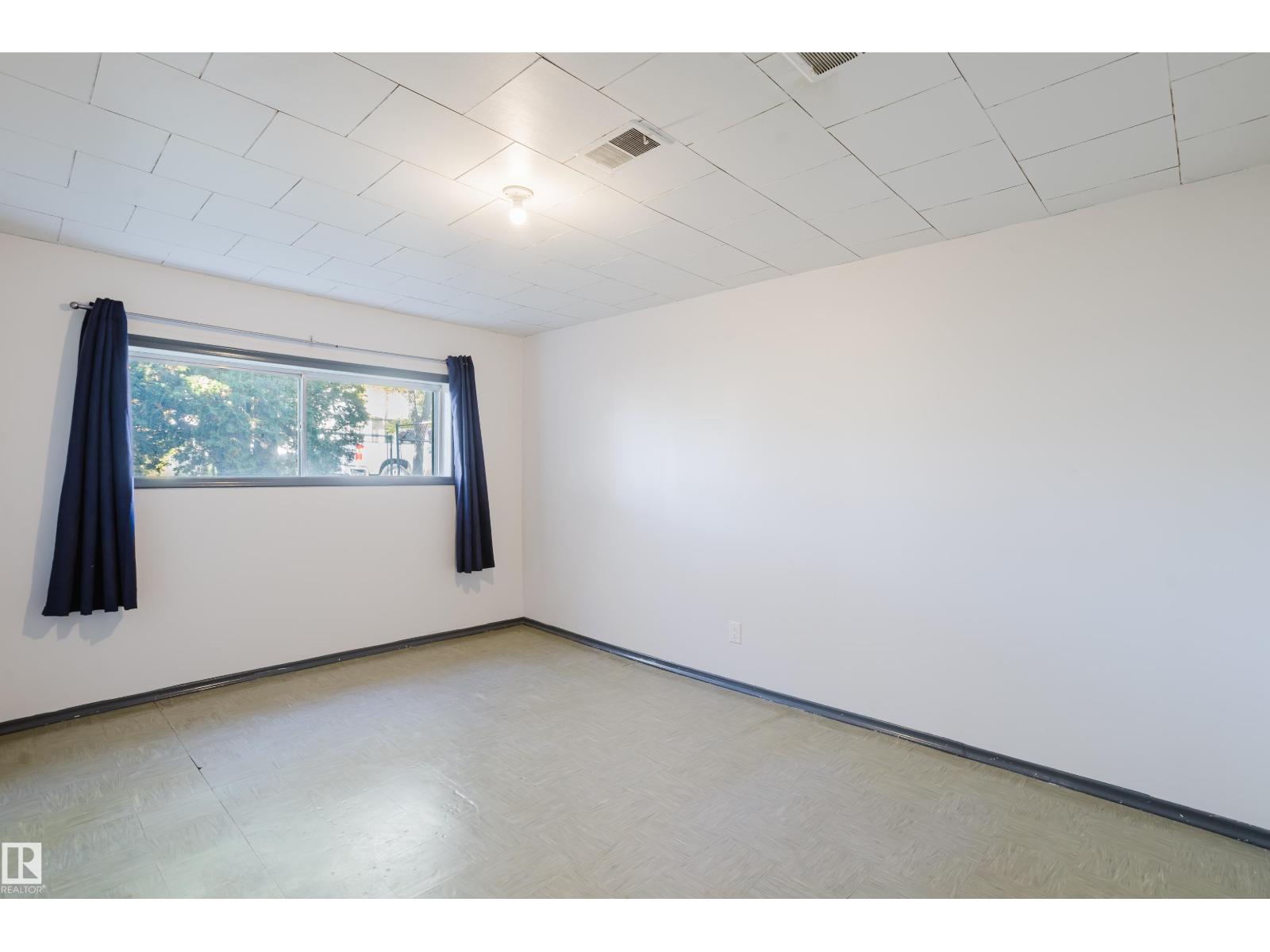 12831 126 ST NW - 33