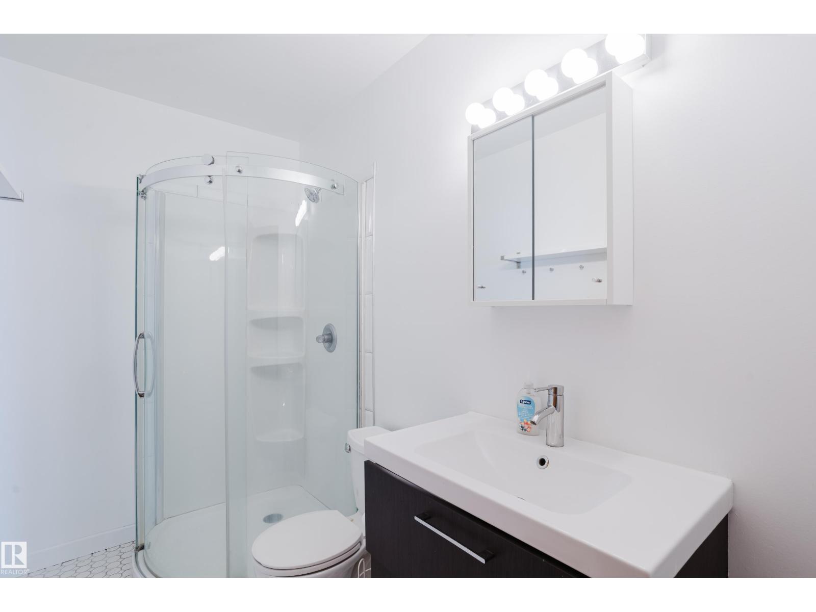 12831 126 ST NW - 5