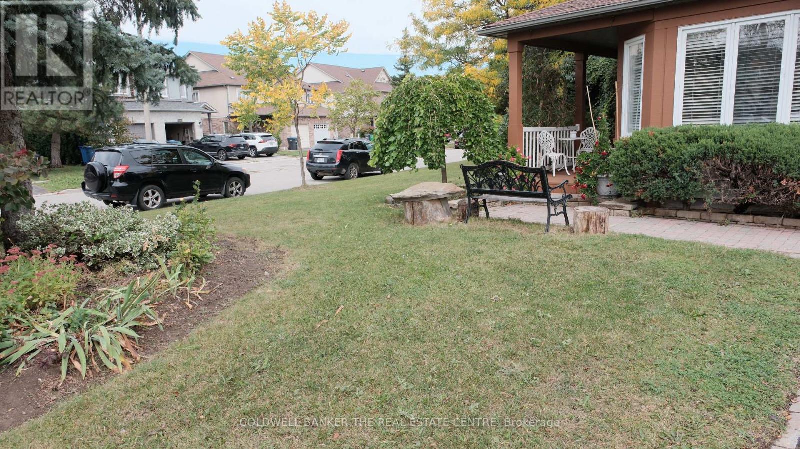 Central Erin Mills, ON photo 12