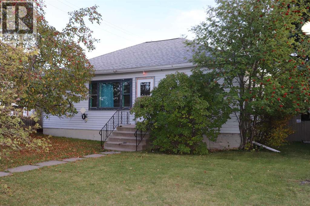5015 6 Avenue - 1