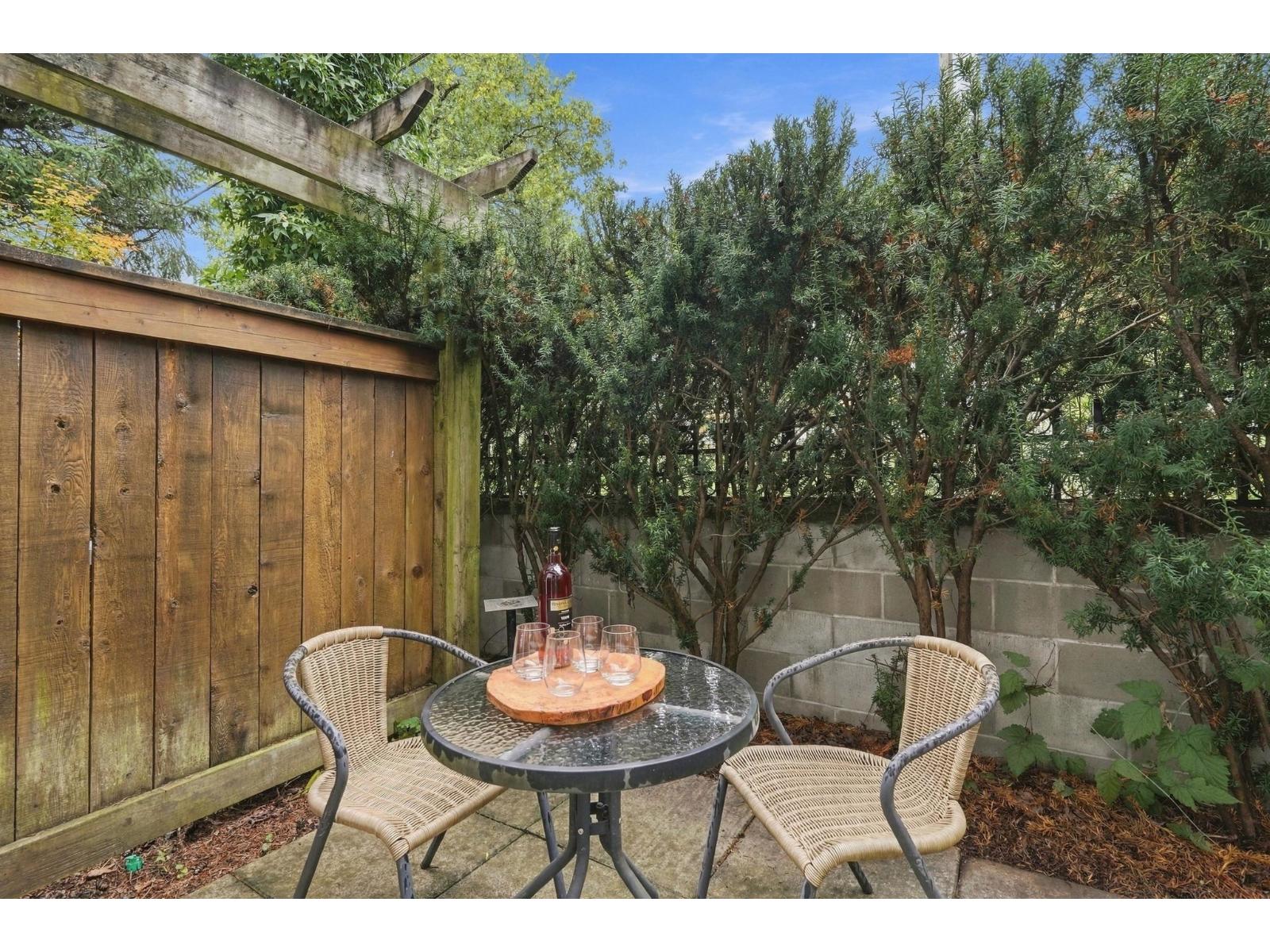 Photo of 26 2689 PARKWAY DRIVE 34