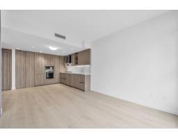 801 9887 Whalley Boulevard, Surrey, BC V3T0P4 Photo 8