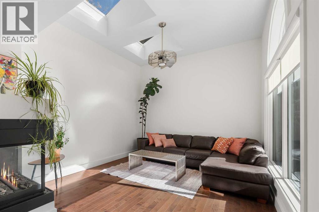 #5 2429 28 Street SW - 2