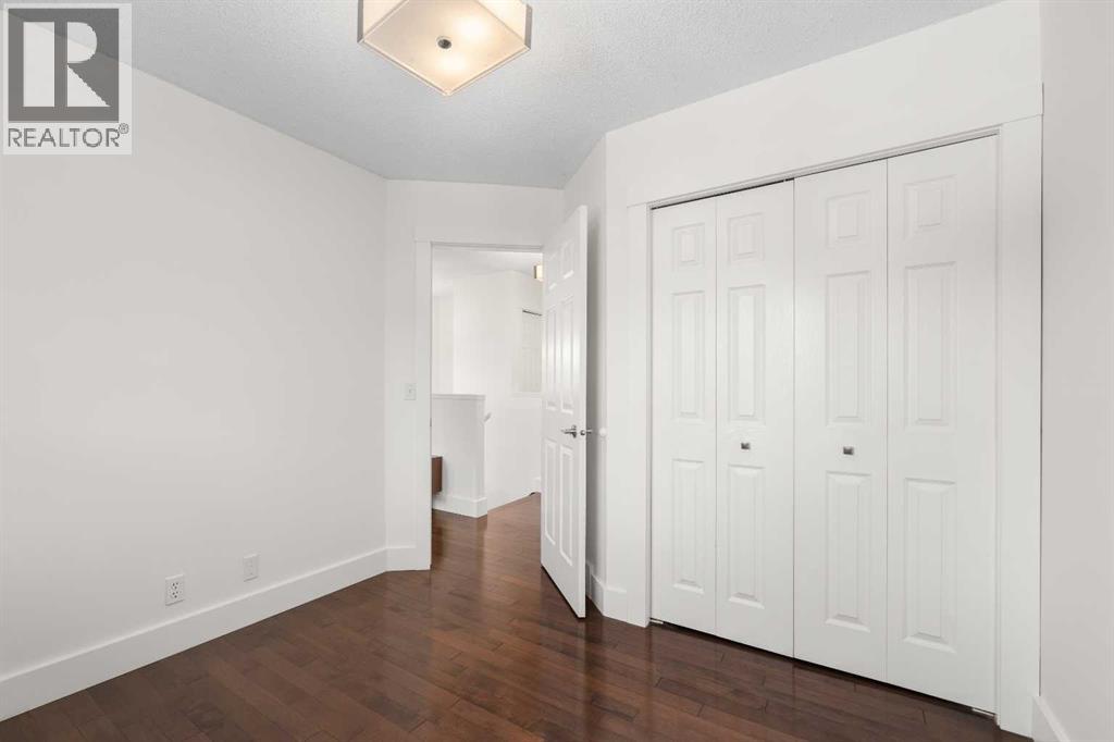#5 2429 28 Street SW - 23