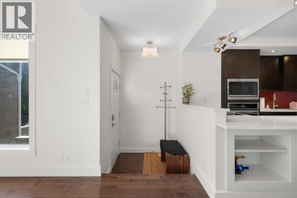#5 2429 28 Street SW - 4