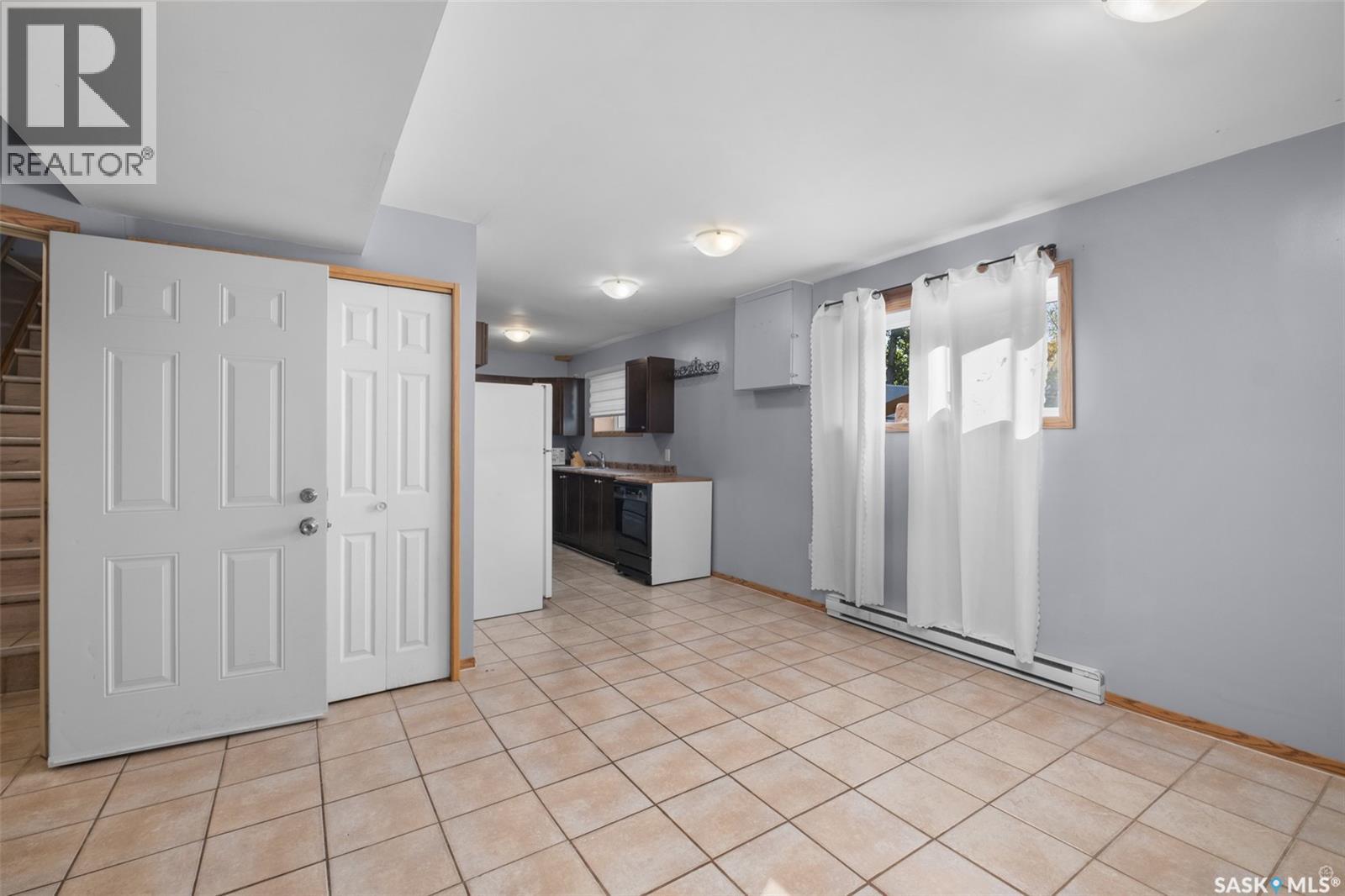 211 31st STREET E - 17