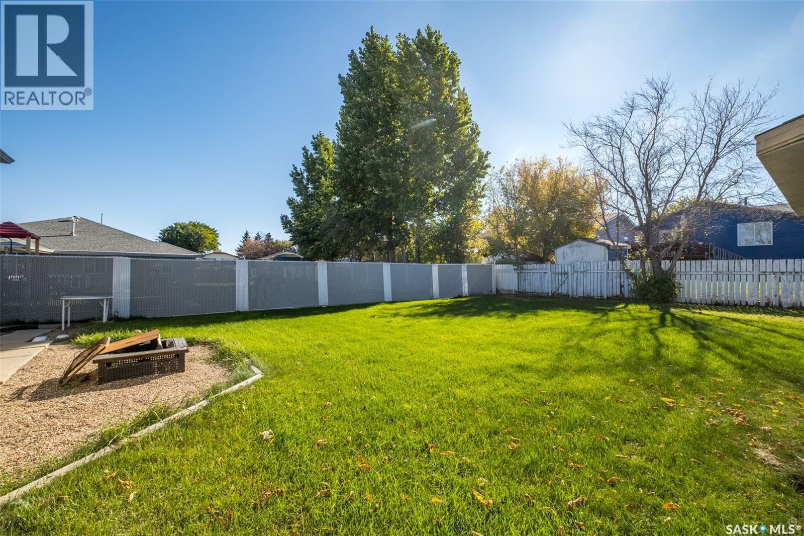 211 31st STREET E - 29