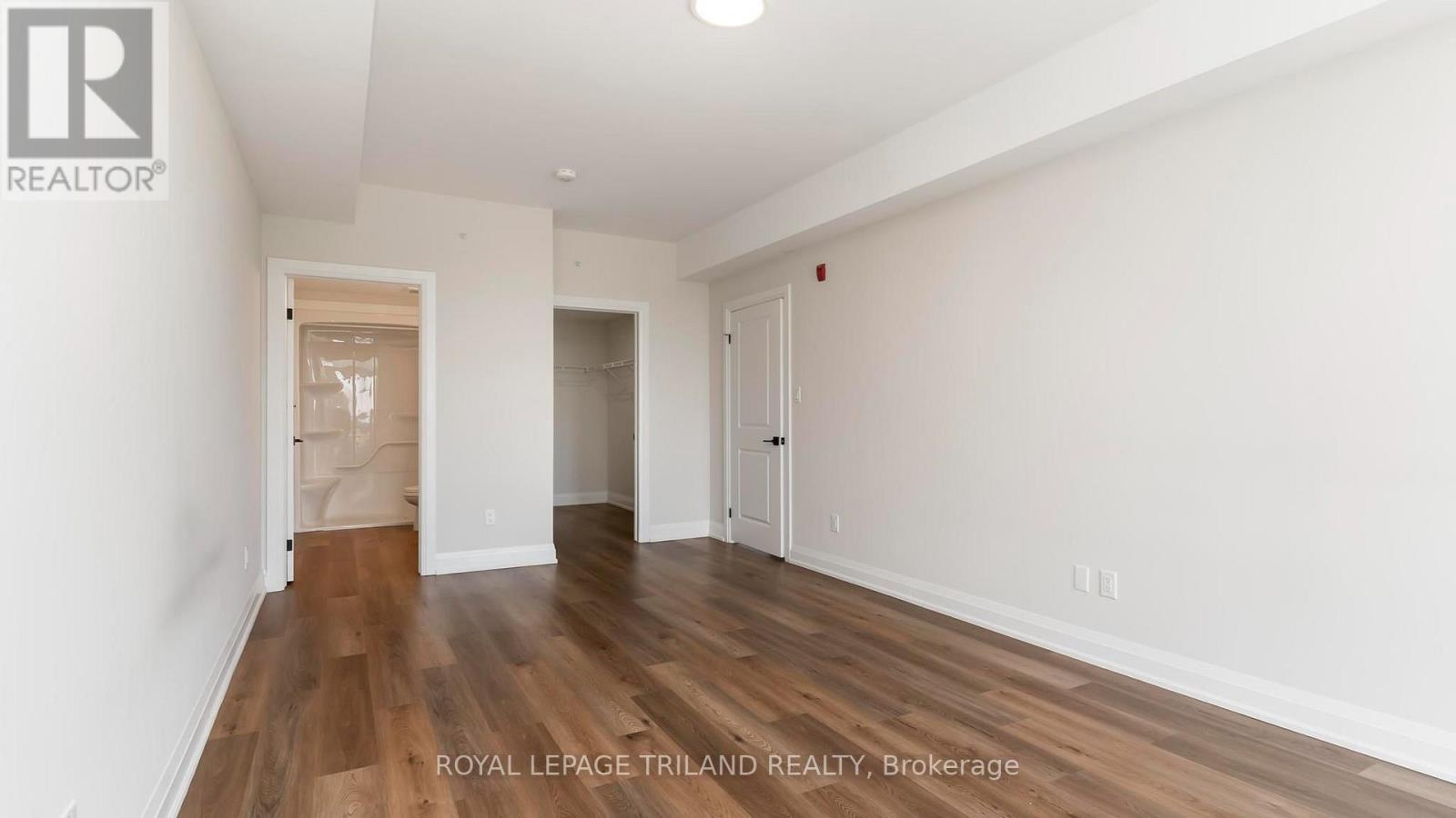 865 Kleinburg Drive — photo 16