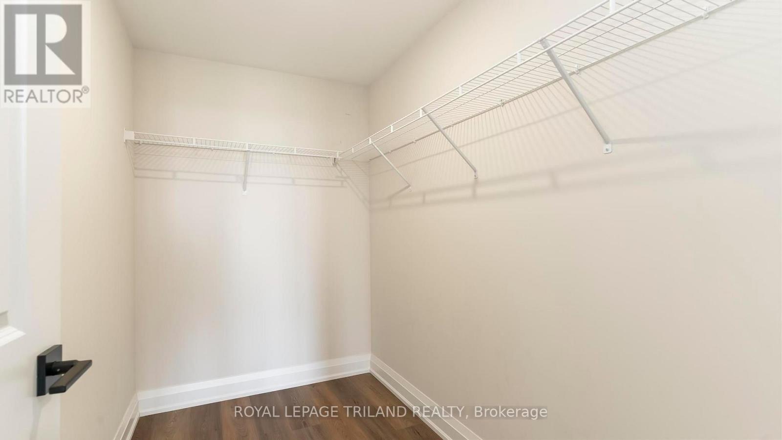 865 Kleinburg Drive — photo 18