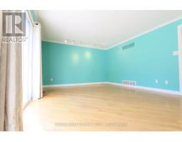 18 Silvergrove Road, Toronto, ON M2L2N6 Photo 13