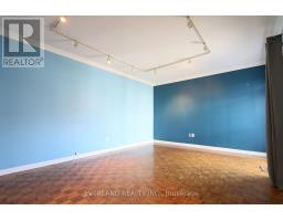 18 Silvergrove Road, Toronto, ON M2L2N6 Photo 16